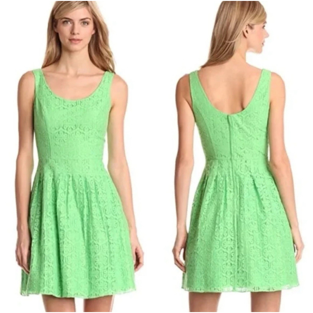 Lilly Pulitzer Posey Daisy Lane Green Mini Dress Scoop Neck Fit & Flare Size 10